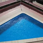 Edificio Playa De Oro Daire