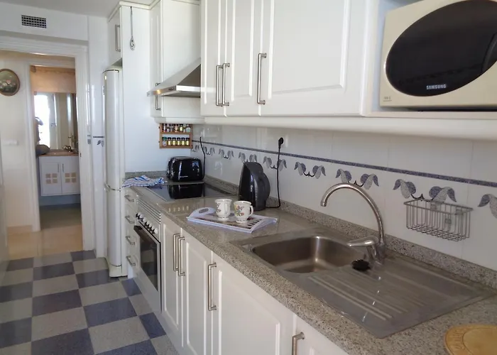 Edificio Playa De Oro Апартаменты *